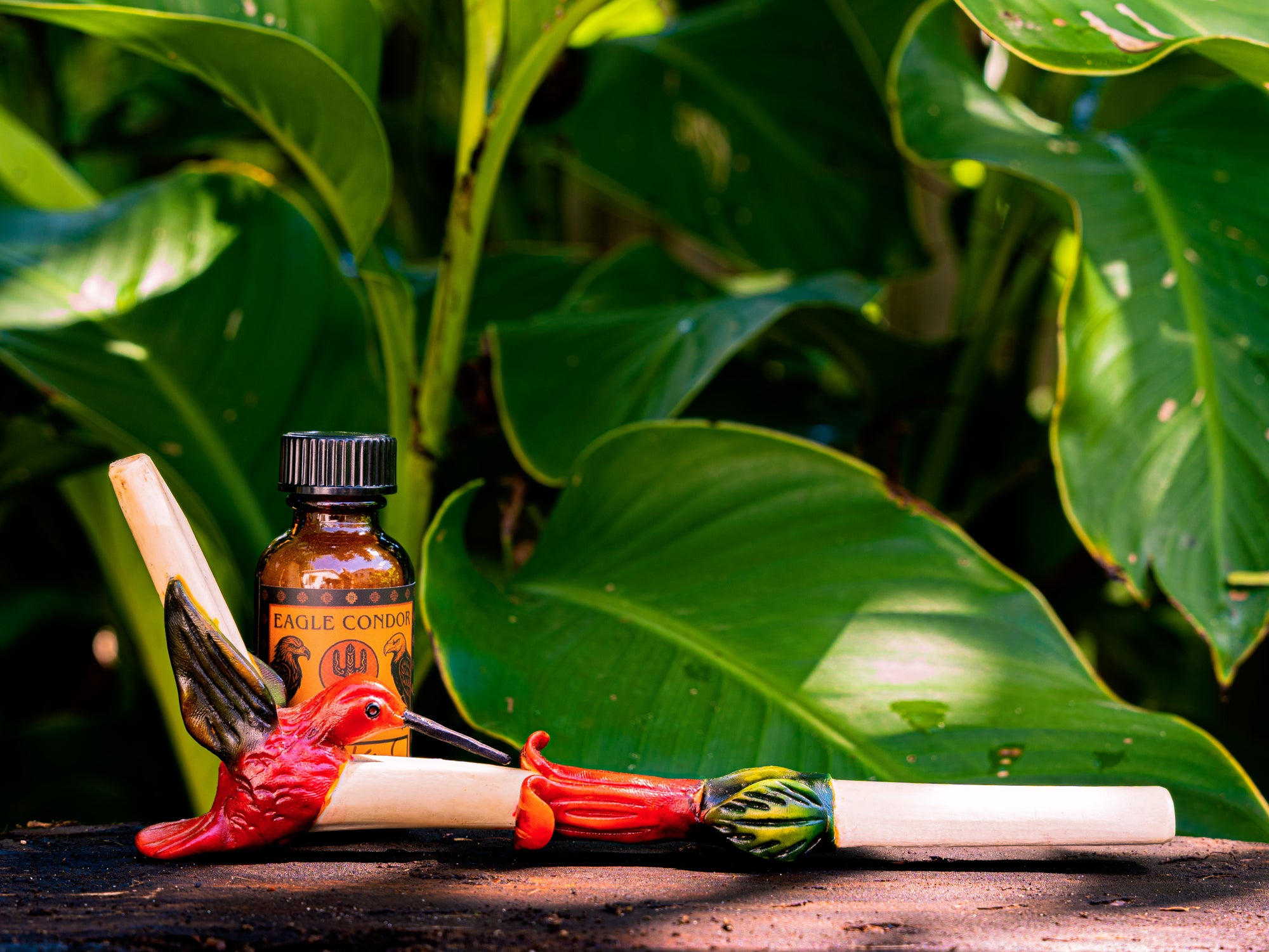 Hummingbird Bone Tepi